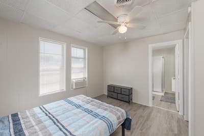 Charming & freshlyupdated Home with new furnishing Main Photo