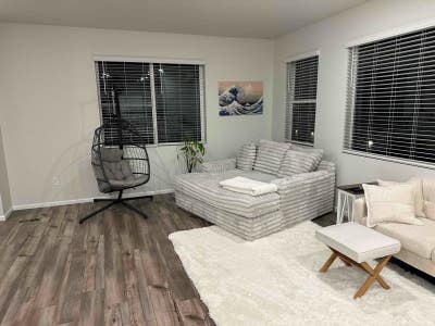 Luxury Room in Spotless _Bed Townhome_$1,month (Ma Main Photo