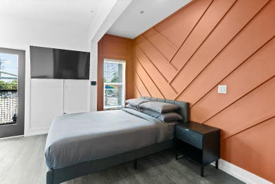 SOHO 1 bed bath furnished residence Main Photo