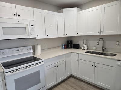 Winter Garden House with modern Kitchen. Walking d Main Photo