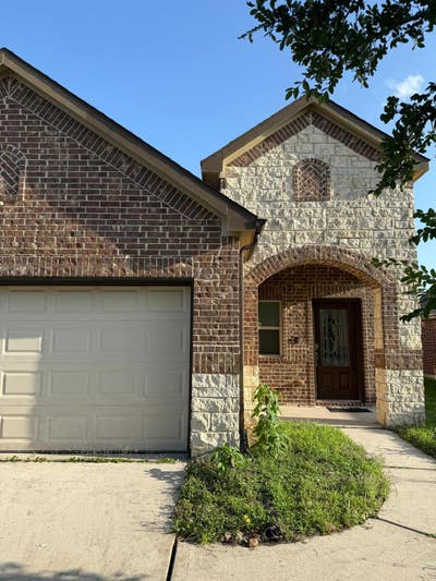4 bed room house Main Photo