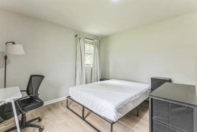 R4 Private Room in Newly Renovated House Share Main Photo