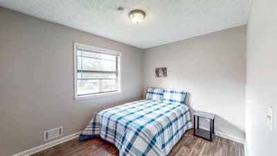 🧹 Clean & Quiet Home | 🛒 Walk to Dollar Tree + M Main Photo