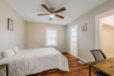 Clean, Quiet & Convenient Main Photo