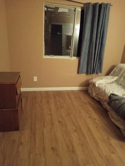 Small Room for Rent Main Photo