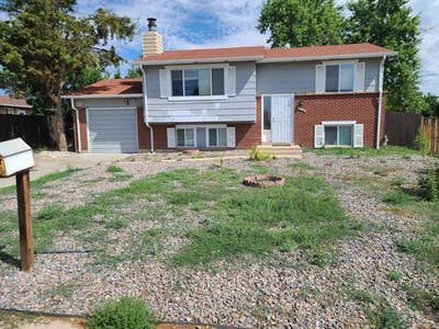 Cozy room in lovely house Main Photo