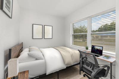 Highly rated house close to Kirkman Rd. and Univer Main Photo