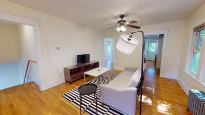 4 bed in Brighton on a flexible lease Main Photo