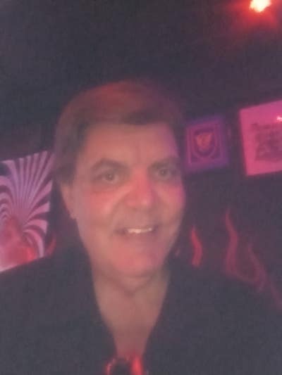 Looking Private room and bath, Apt or House Main Photo