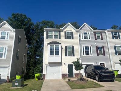 Great home in Durham Main Photo