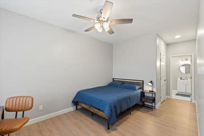 Brand New Barrio Hollywood Home, minutes from tran Main Photo