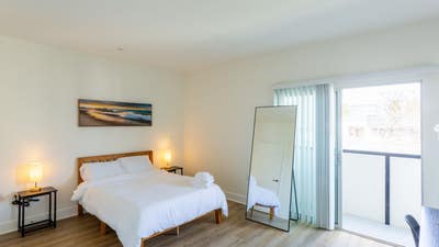 Furnished Room w/ Private Bath | Weho Main Photo