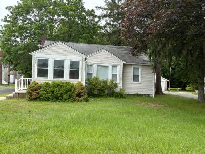 1BR single family home  Main Photo