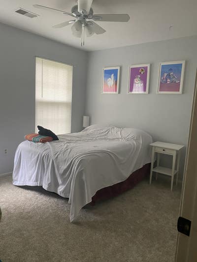 Room For Rent  Main Photo