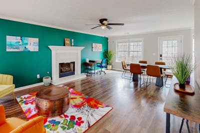 Comfy & spacious Loganville House with Patio or po Main Photo