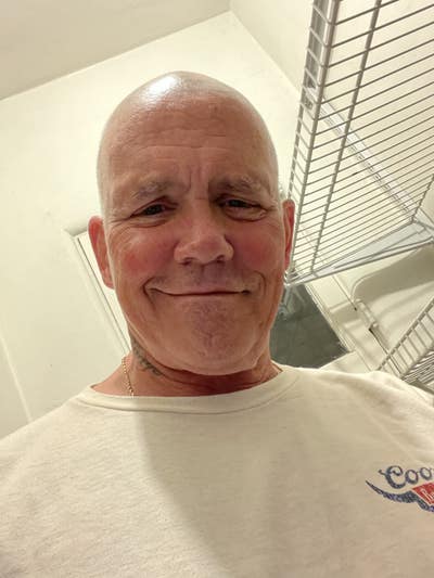 Budget $1000, Move Soon, Any Age, Any Gender Main Photo