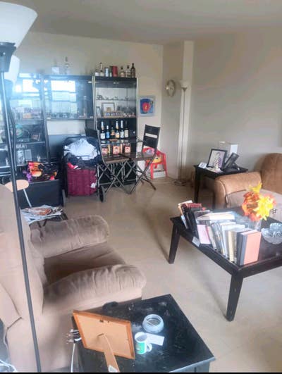 Large Bright Furnished Room for Rent Main Photo