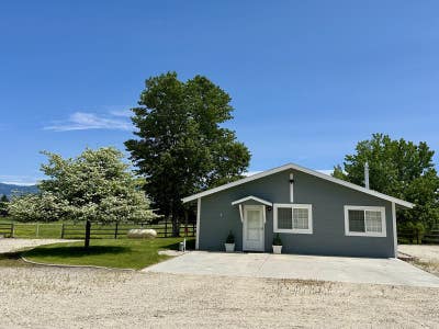 1 bed bath house  Main Photo
