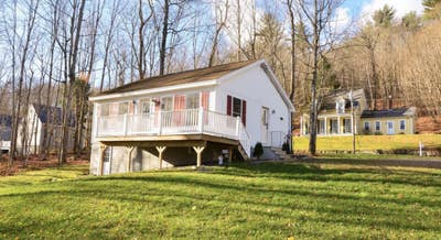 Cozy 2 bedroom home seeks respectful roommate Main Photo