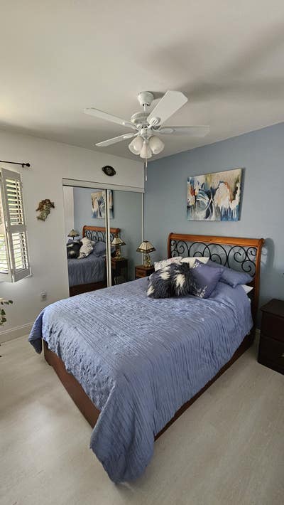 Furnished room with Private bathroom Main Photo