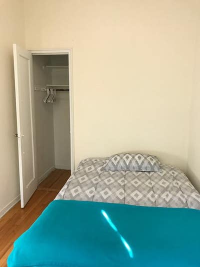 $1950 Cozi Furnished Room for a Fem. (Murray Hill) Main Photo