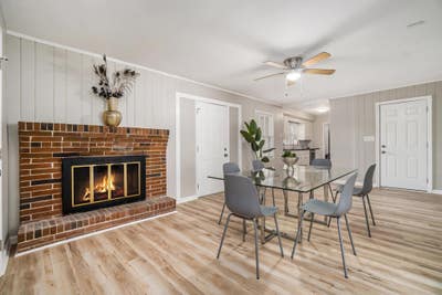 ⭐Newly Renovated Smart Tvs 🛏️Private ⭐ 4 Minute W Main Photo