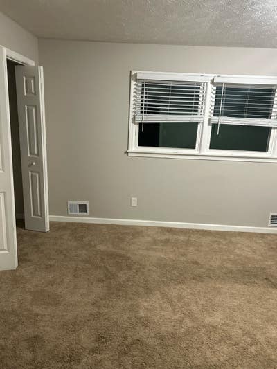 Room available in July Main Photo