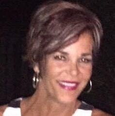 Responsible woman looking for Laguna Niguel room Main Photo