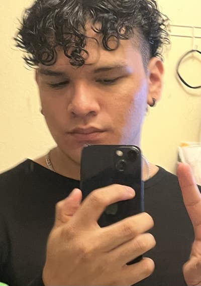 Reliable male looking for Northridge room now Main Photo