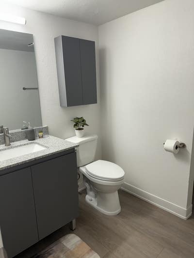 Room for rent in North Phoenix  Main Photo