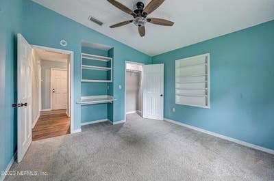 Available room for rent  Main Photo