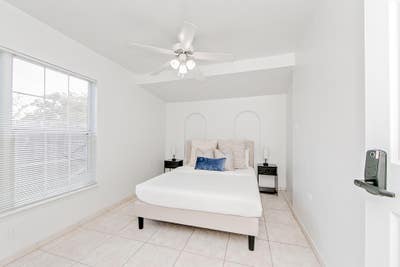 Orlando House minutes from UCF and Waterford Lakes Main Photo