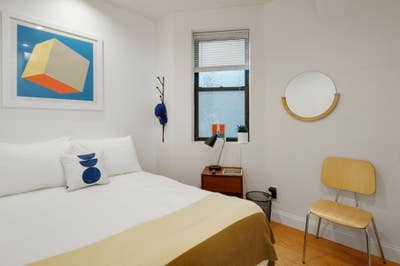 4 Bed beautifully decorated in the LES! Main Photo