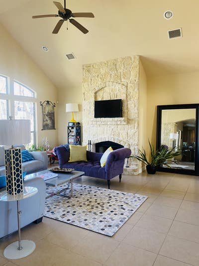  Large Room(s) in quiet  upscale neighborhood Main Photo