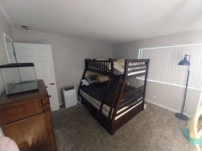 Private room for rent Main Photo