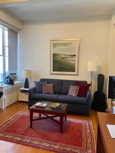 Pied a Terre - Your own studio- Absentee Roommate Main Photo