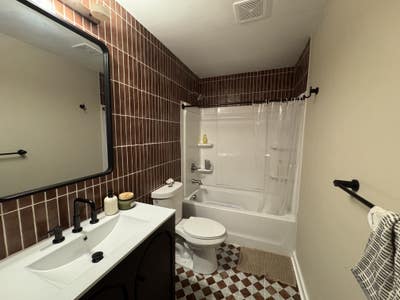 Private Room for Rent ― $950/mo (Utilities Includ Main Photo