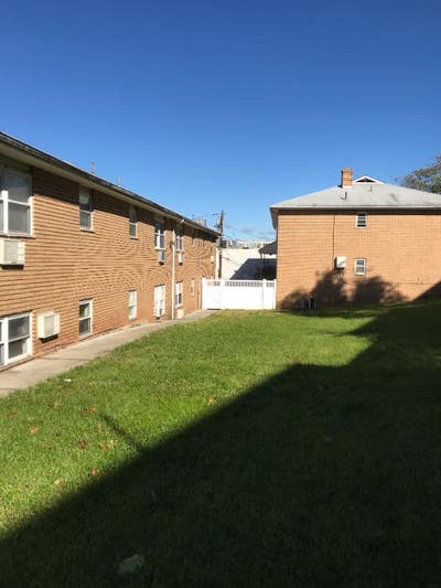 Karl Place Apartments Main Photo