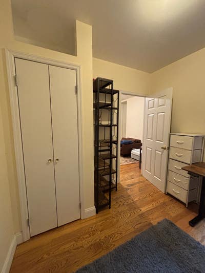 Room- Columbia University Students Available: Now. Main Photo