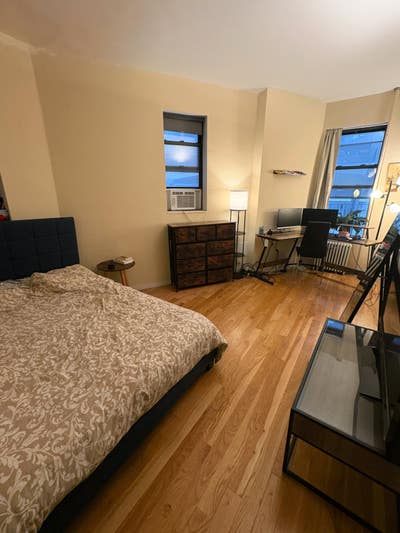 Spacious, quiet room in Downtown Brooklyn Main Photo