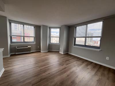 1 bed 1 bath Sublease Main Photo