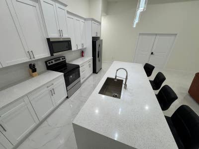 Welcome Home to Comfort & Convenience in Lehigh Ac Main Photo