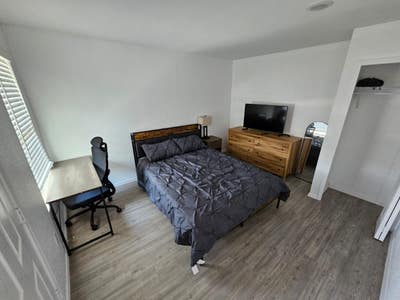 Cozy Room for Rent in San Antonio TX Main Photo