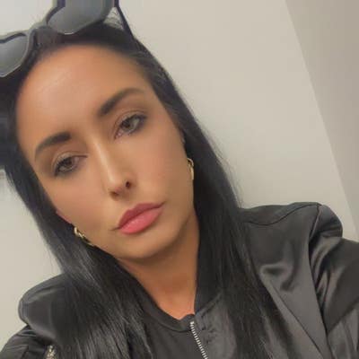 Looking for room to rent Main Photo