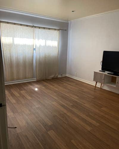 Large Room Available in West Hollywood  Main Photo