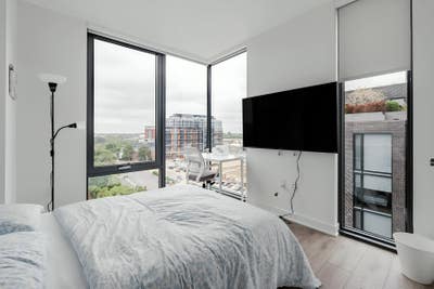 Master Room & Ensuite Bath - Union Market Main Photo