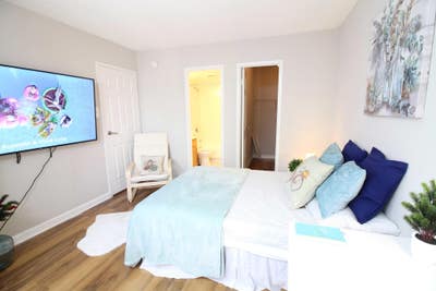 Master Room & Ensuite Bath - Near Dupont Circle Main Photo
