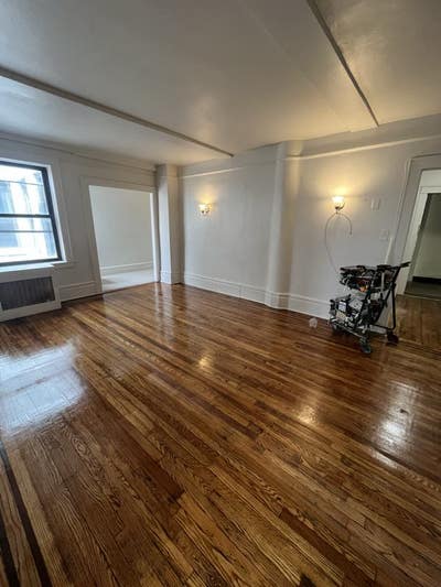 Beautiful 1 Bedroom in East Orange!  Main Photo