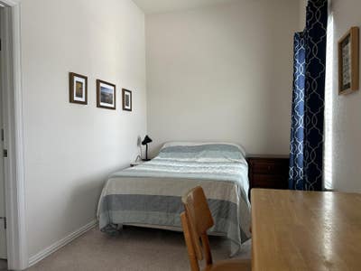 Shared townhome near Bishop Arts Main Photo