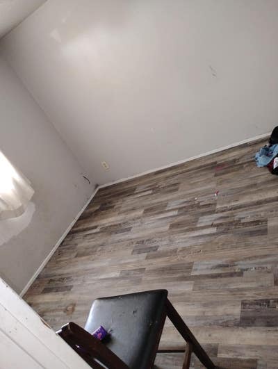 2 rooms for rent in 3bedroom house Main Photo